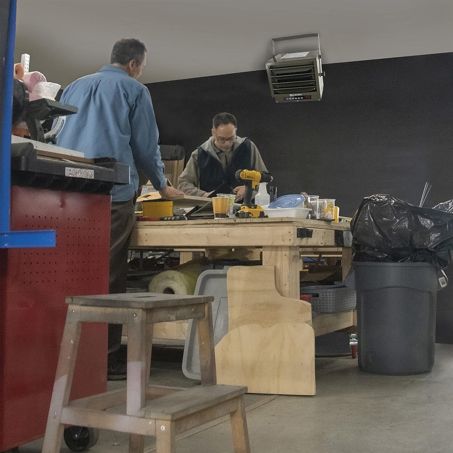 Comfort Zone - Calentador de espacio de cochera con cable duro para montaje en techo con mando a distancia, 7500w, 240voltios, forzado por ventilador, protección contra sobrecalentamiento,