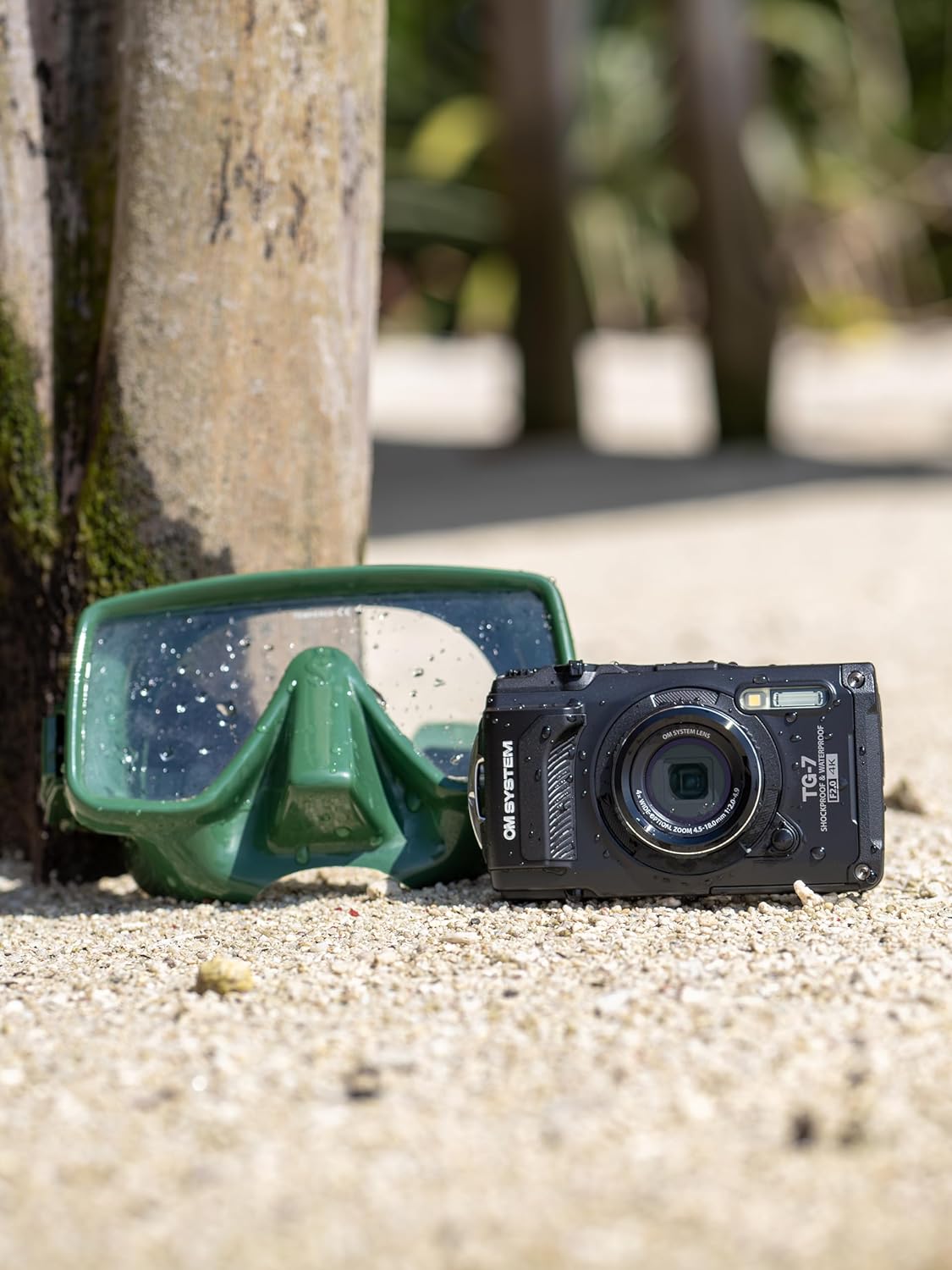 OM SYSTEM Tough TG-7 - Cámara subacuática negra, impermeable, a prueba de congelación, brillo de alta resolución, video 4K 44x Macro Shooting (Successor Olympus TG-6)