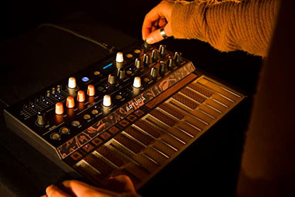 Arturia - Teclado sintetizador MicroFreak - Sintetizador híbrido de 25 teclas con teclado PCB, osciladores ondulables y digitales, filtros analógicos