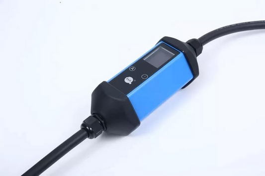PRIMECOM 277/480 voltios trifásico AC 22kW cargador portátil EV con SAE J3068 (480V 32 amperios) (enchufe de 4 pines) ‎277-480V-3-Phase-AC-22kW