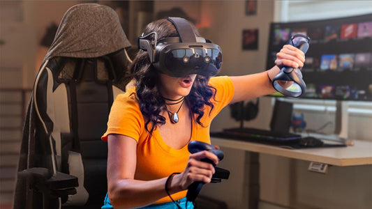 Visor de realidad virtual HTC VIVE Focus Vision con controladores, edición para el consumidor, paquete con kit de streaming (Fabricante: 99HAUM042-00)