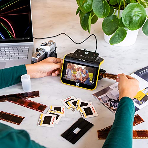 KODAK Slide N SCAN - Digitalizador de escáner de película y diapositivas con pantalla LCD de 5 pulgadas, convierte rápidamente negativos y diapositivas a fotos digitales JPEG de 22 MP, compatible con
