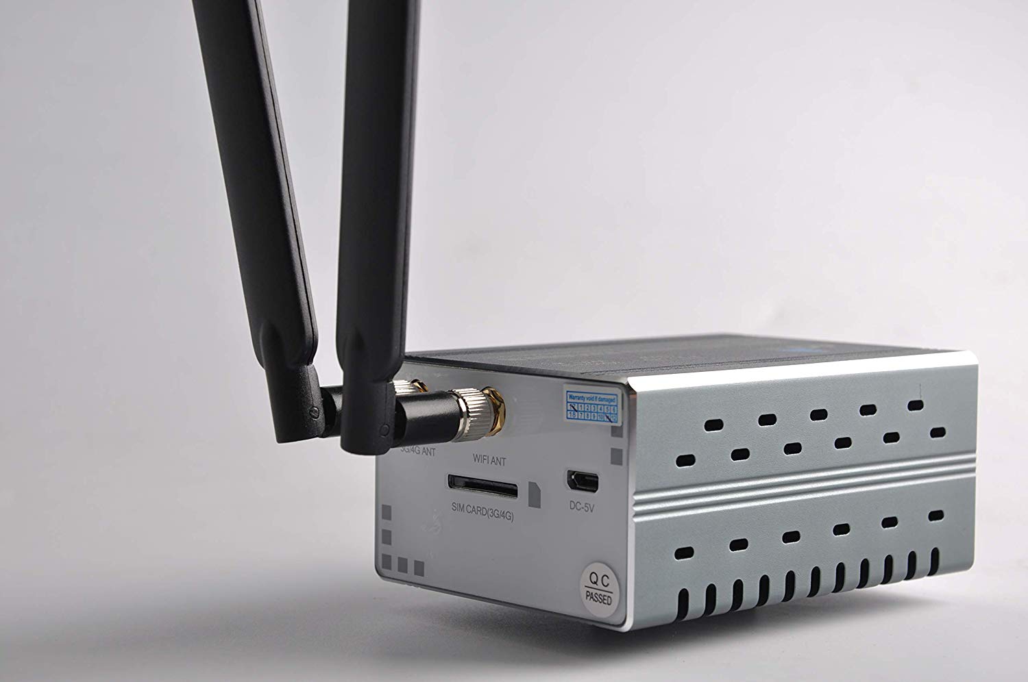 3G 4G LTE SIM Card Portable Wireless H.265 HDMI HLS Encoder H.264 to Ethernet for Live Sport Event Onlive Realtime TV
