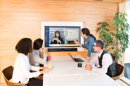 YAMAHA CS-700 AV Cámara de videoconferencia y barra de sonido de audio para salas de conferencias y huddle