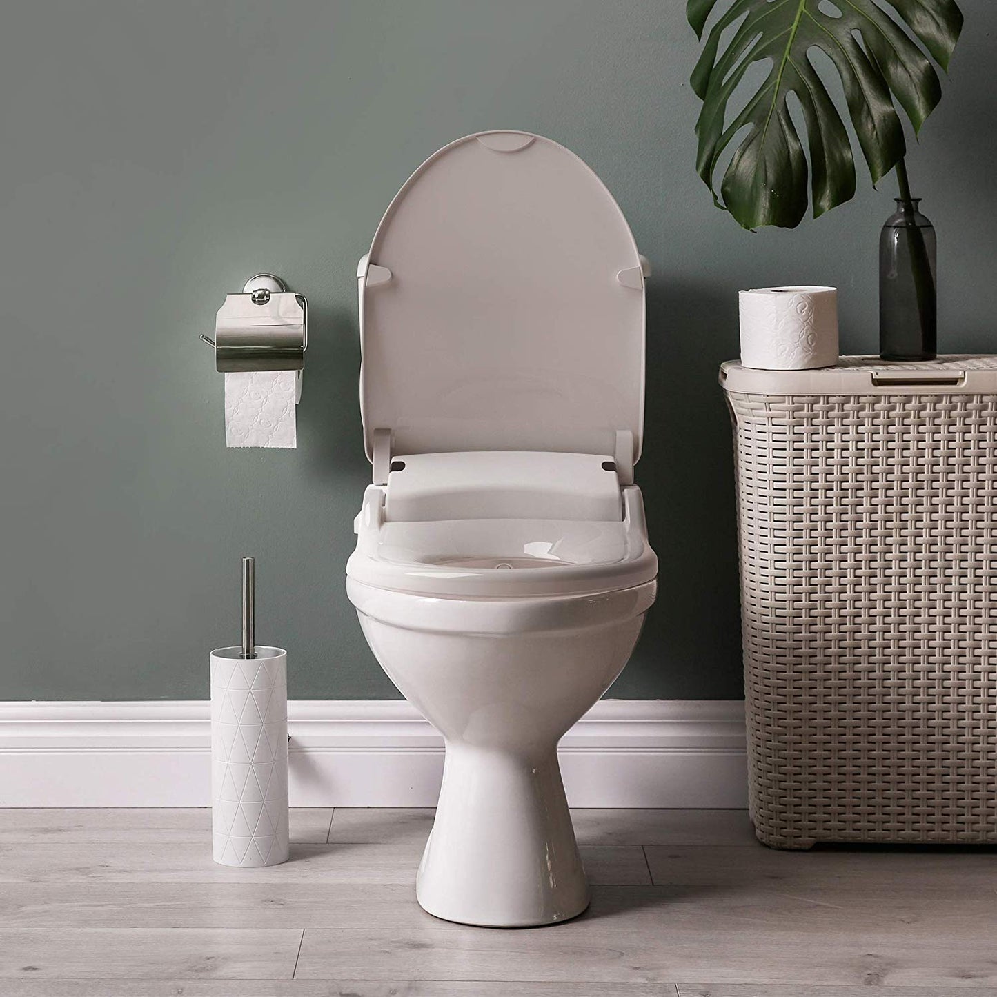 Oasis by Bio Bidet | Bidet Smart Toilet Seat in Round White with Stainless Steel Self-Cleaning Nozzle, Nightlight, Turbo Wash, Oscillating, and Fusion Warm Water Technology with Wireless Remote
