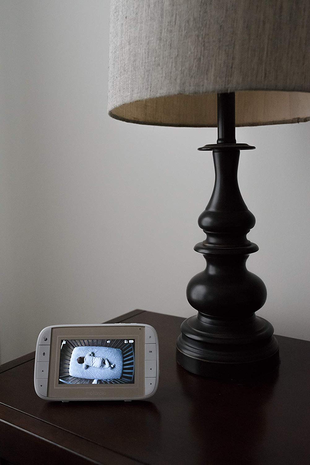 Motorola Halo+ Over-The-Crib Baby Monitor & Soother with HD Wi-Fi Camera & Parent Unit