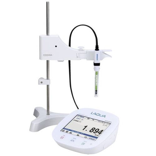Horiba DS-71 Medidor de conductividad, resistividad, salinidad y TDS de laboratorio