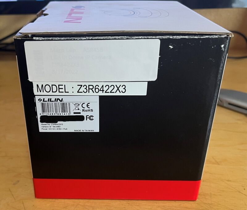 Cámara IP domo resistente al vándalo con enfoque automático LILIN Z3R6422X3 1080P