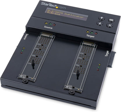 StarTech.com Duplicador/Borrador de Doble Bahía M.2 SATA/NVMe, Clonador/Limpiaparabrisas para M.2 PCIe AHCI/NVMe, M.2 SATA, 2.5/3.5", Desinfectante/Copiadora de Disco Duro, TAA (SM2DUPE11), Negro